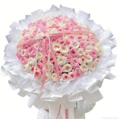 Blushing Grandeur: Luxury Pink Rose Heart