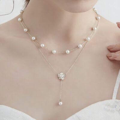 Camellia Necklace