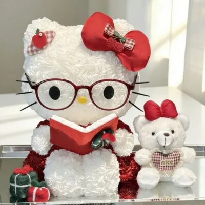 Scholarly Kitty Preserved Flower Gift Box