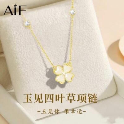 Four-leaf clover necklace